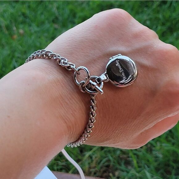 Vera Bradley silver tone charm Bracelet With Locket. - Picture 2 of 9